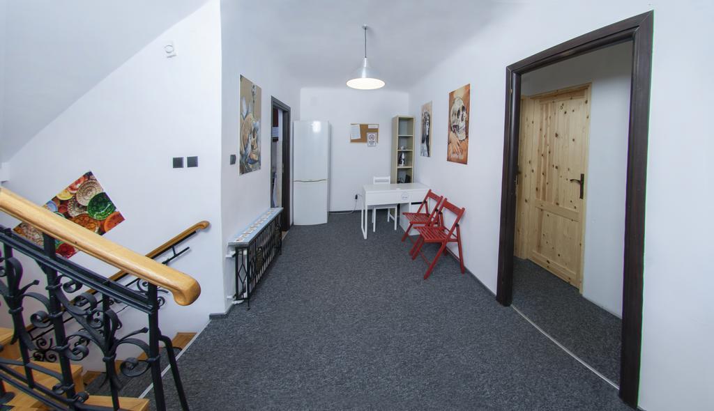 Wierzbno Hostel Warsawa Bagian luar foto