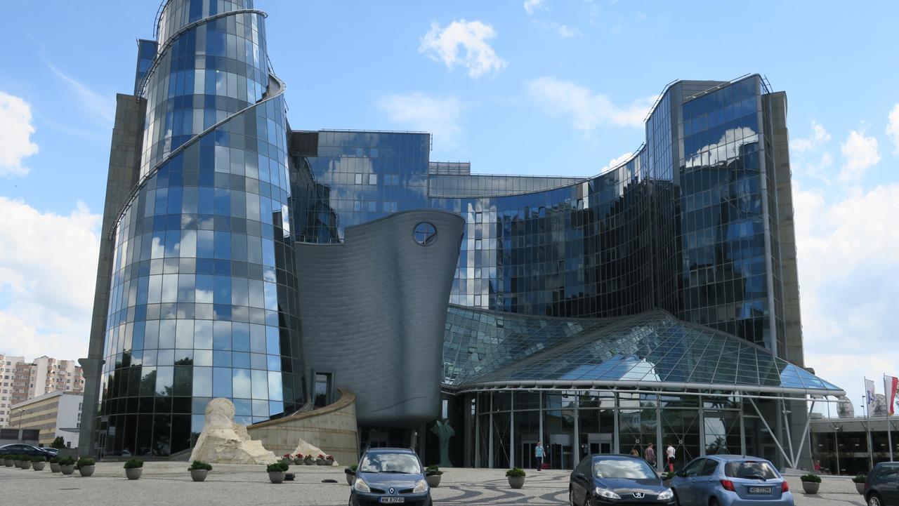 Wierzbno Hostel Warsawa Bagian luar foto
